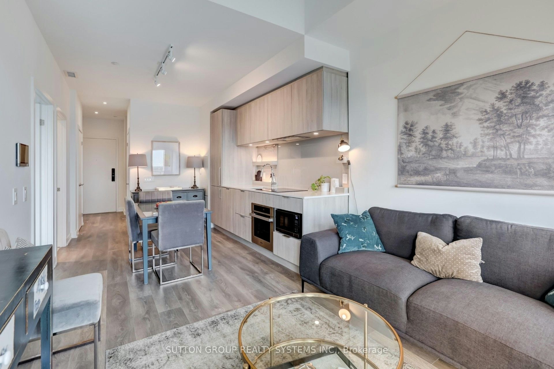 807-28 Ann Street, Mississauga, ON, L5G 3G1
