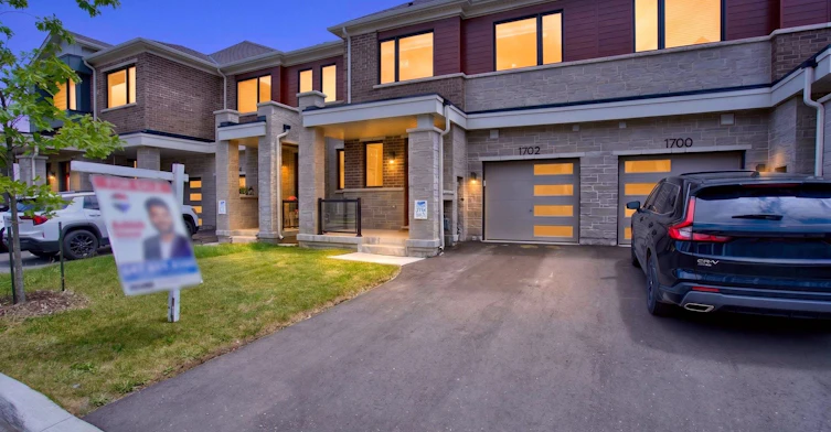 1702 Dance Court, Milton, ON, L9E 2A3