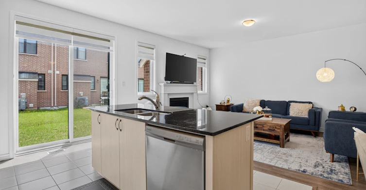 1702 Dance Court, Milton, ON, L9E 2A3 - 19