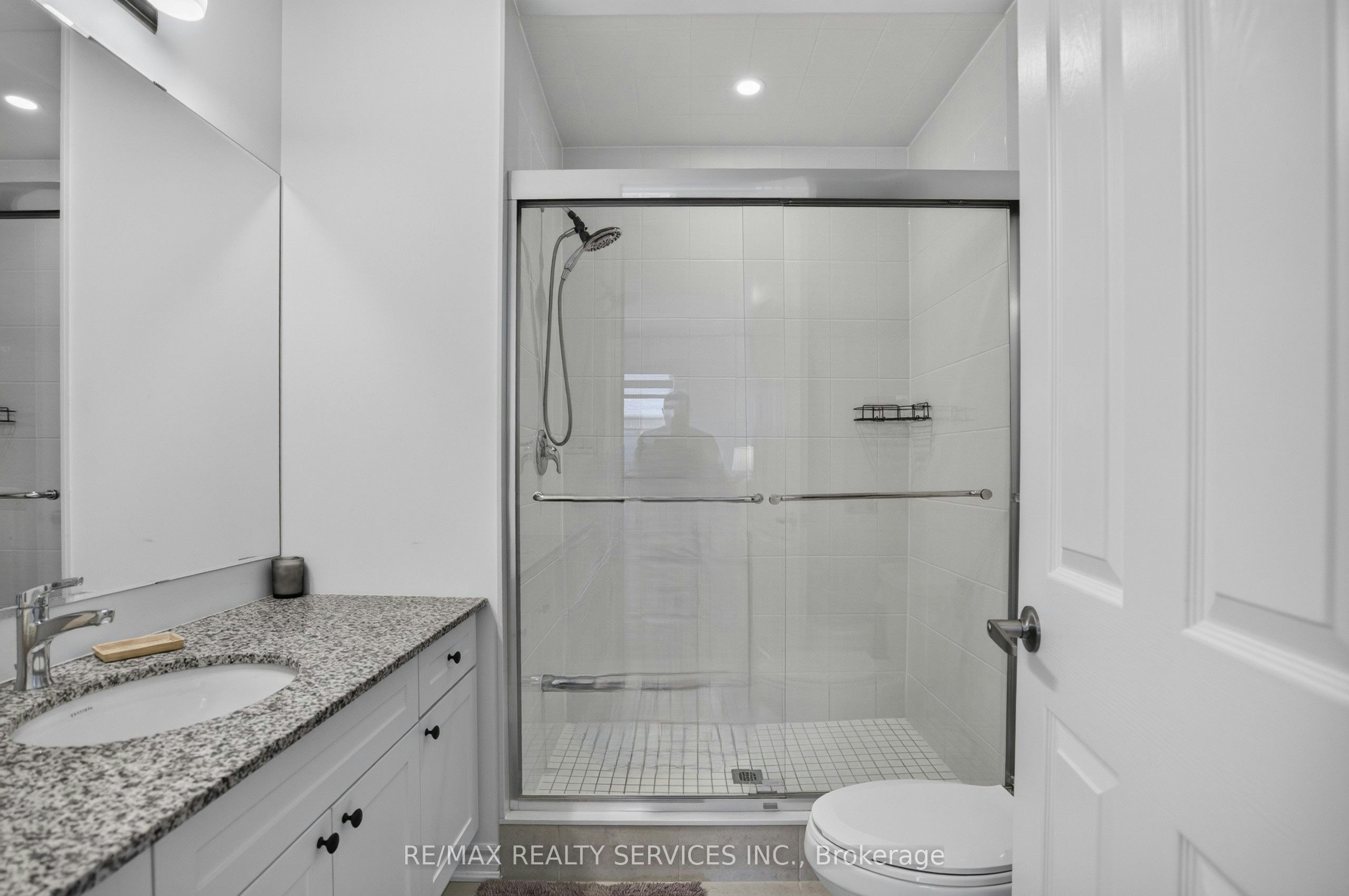 1702 Dance Court, Milton, ON, L9E 2A3 - 38