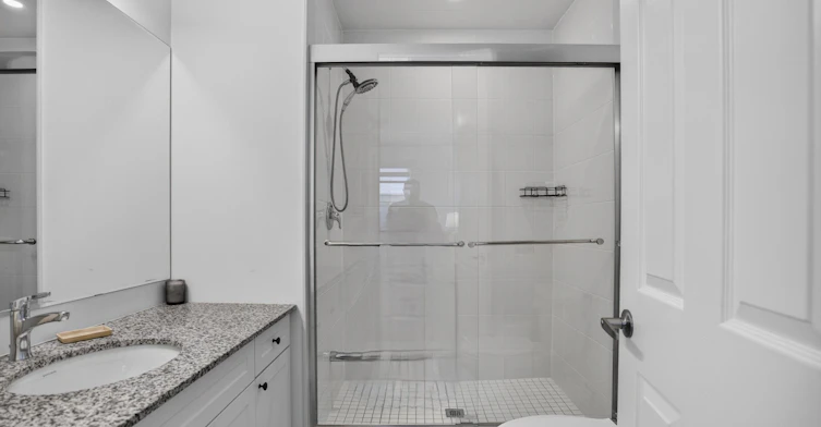 1702 Dance Court, Milton, ON, L9E 2A3 - 38