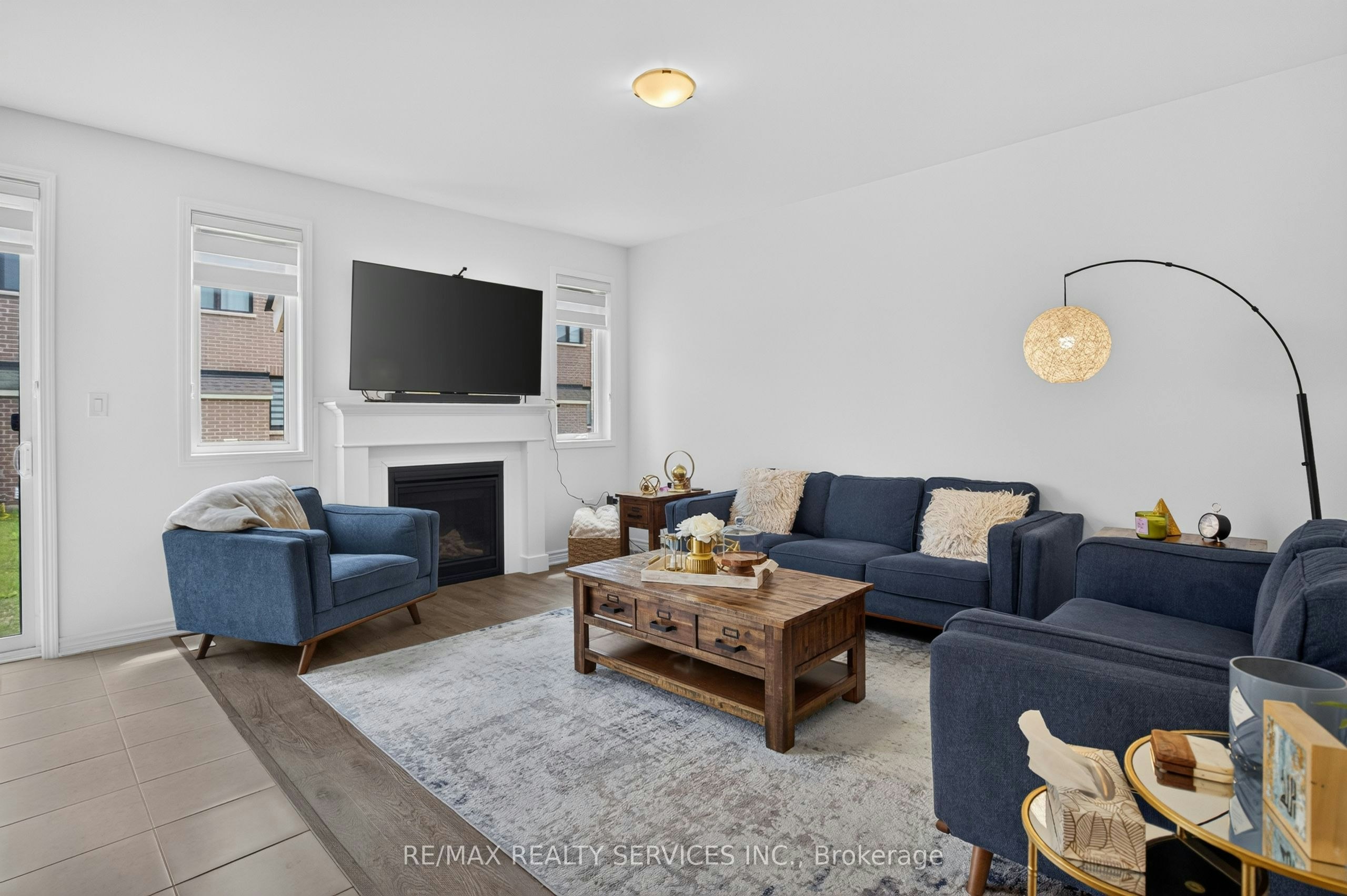 1702 Dance Court, Milton, ON, L9E 2A3 - 26