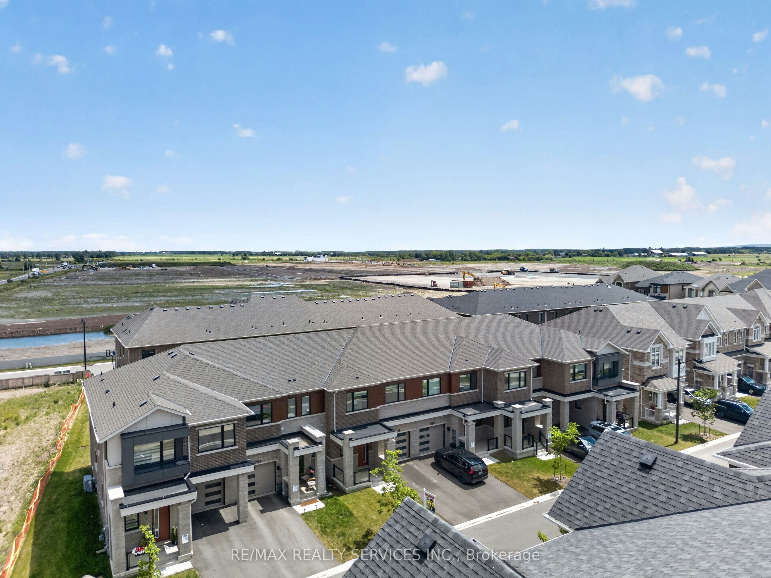 1702 Dance Court, Milton, ON, L9E 2A3 - 3