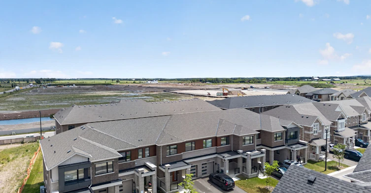 1702 Dance Court, Milton, ON, L9E 2A3 - 3