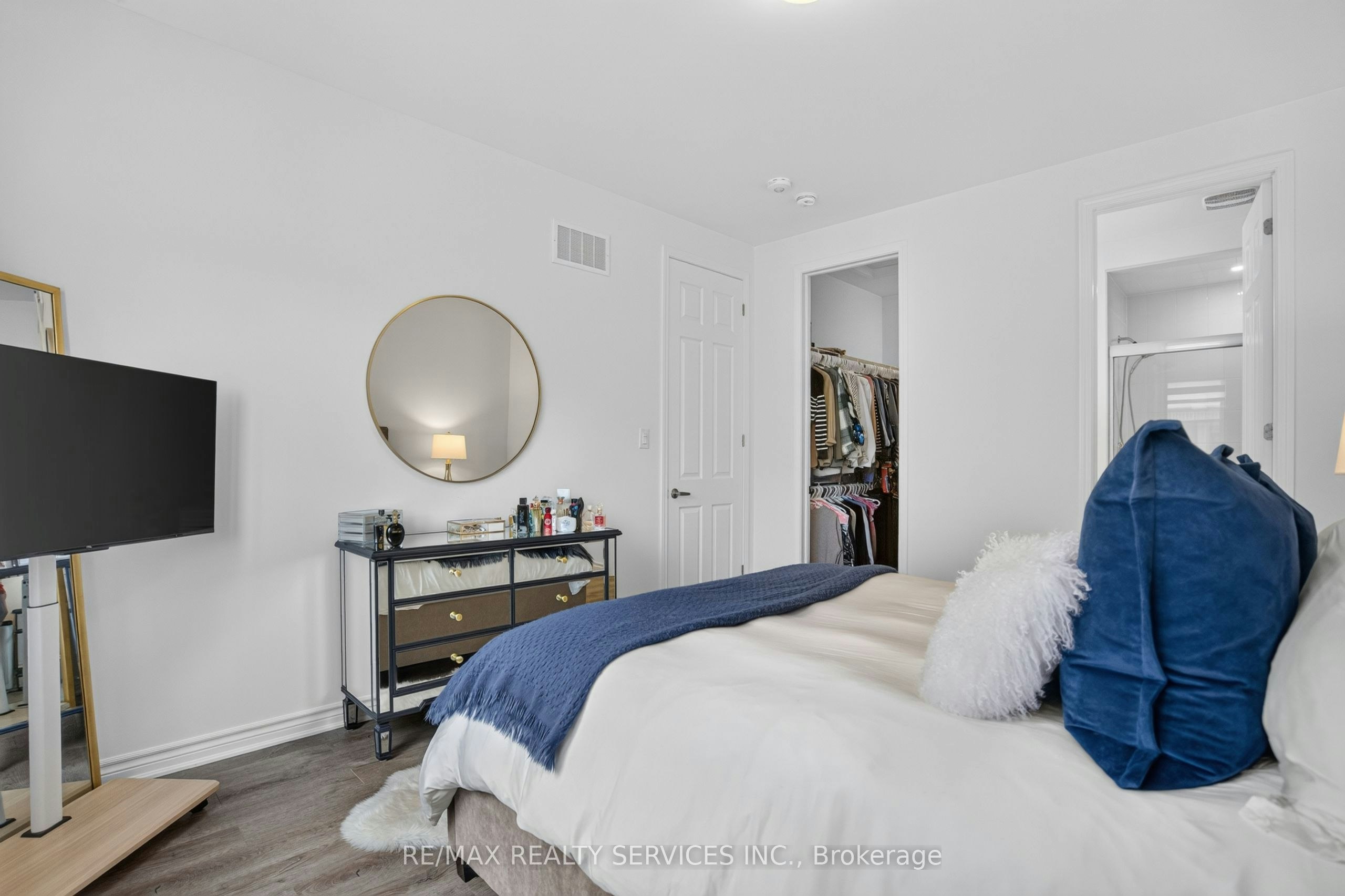 1702 Dance Court, Milton, ON, L9E 2A3 - 36