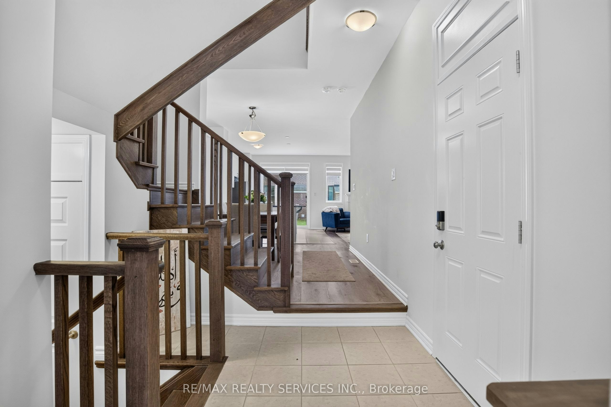 1702 Dance Court, Milton, ON, L9E 2A3 - 14