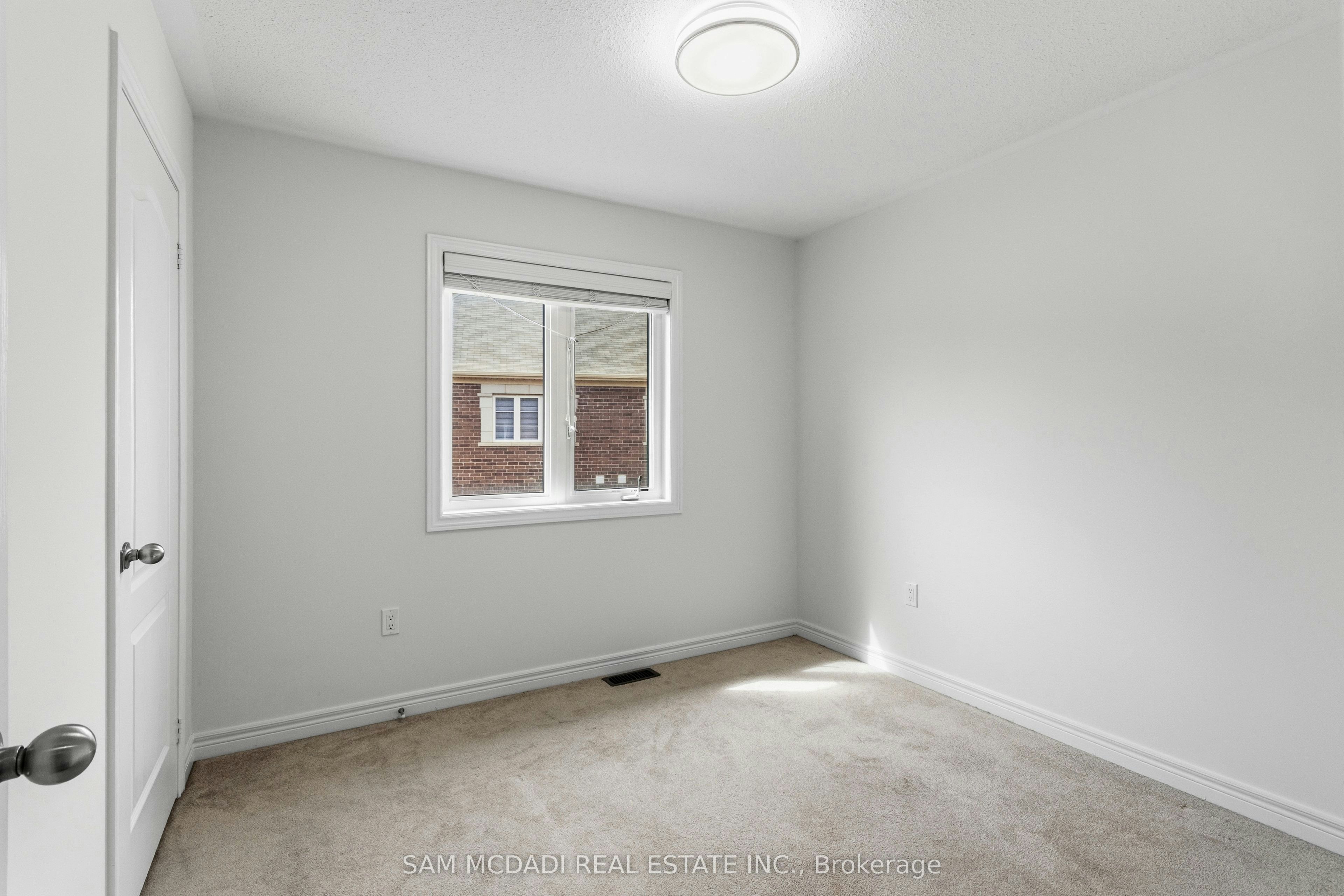 Upper-26 Montpelier Street, Brampton, ON, L6Y 6A6 - 26