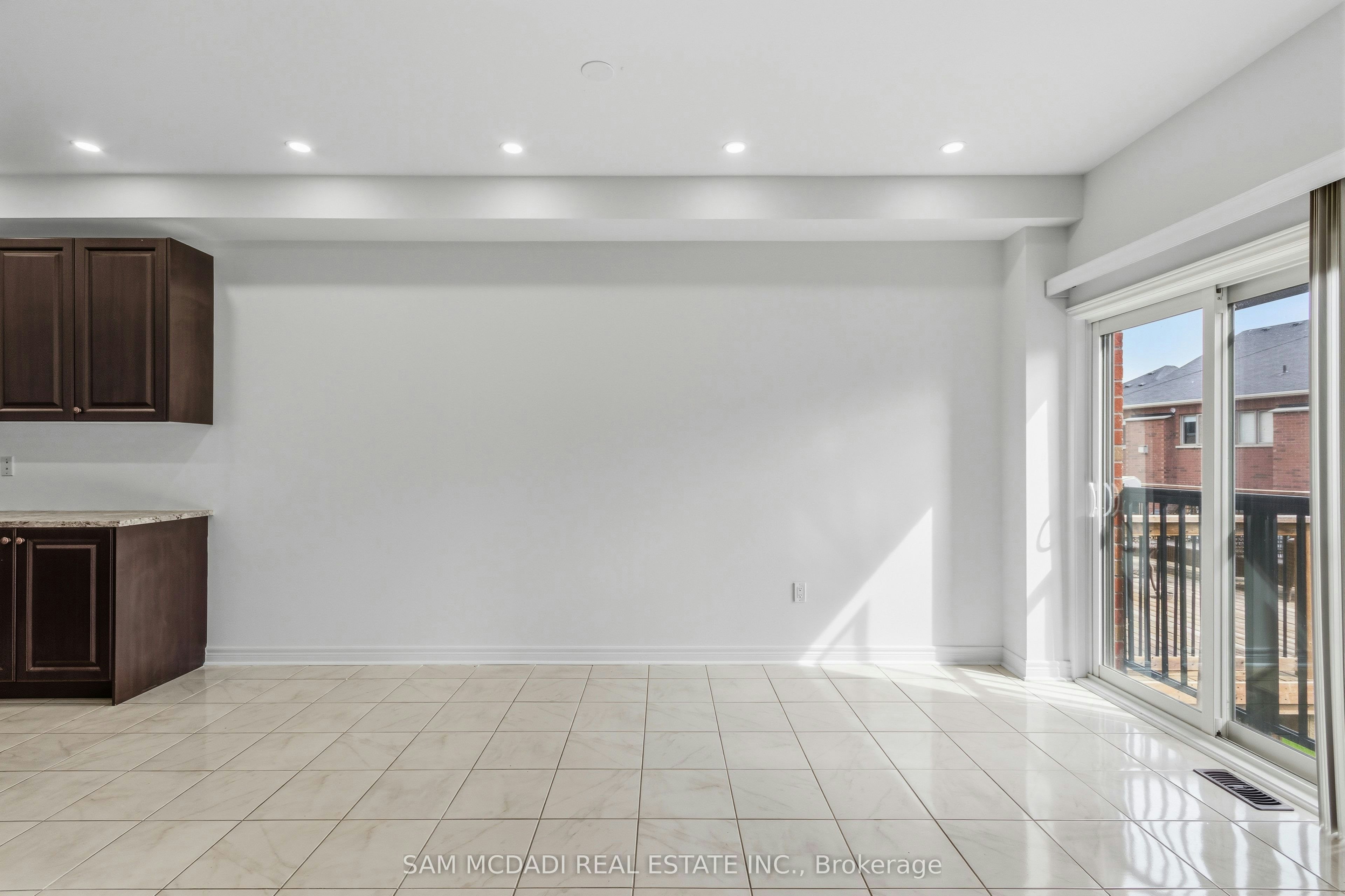 Upper-26 Montpelier Street, Brampton, ON, L6Y 6A6 - 12