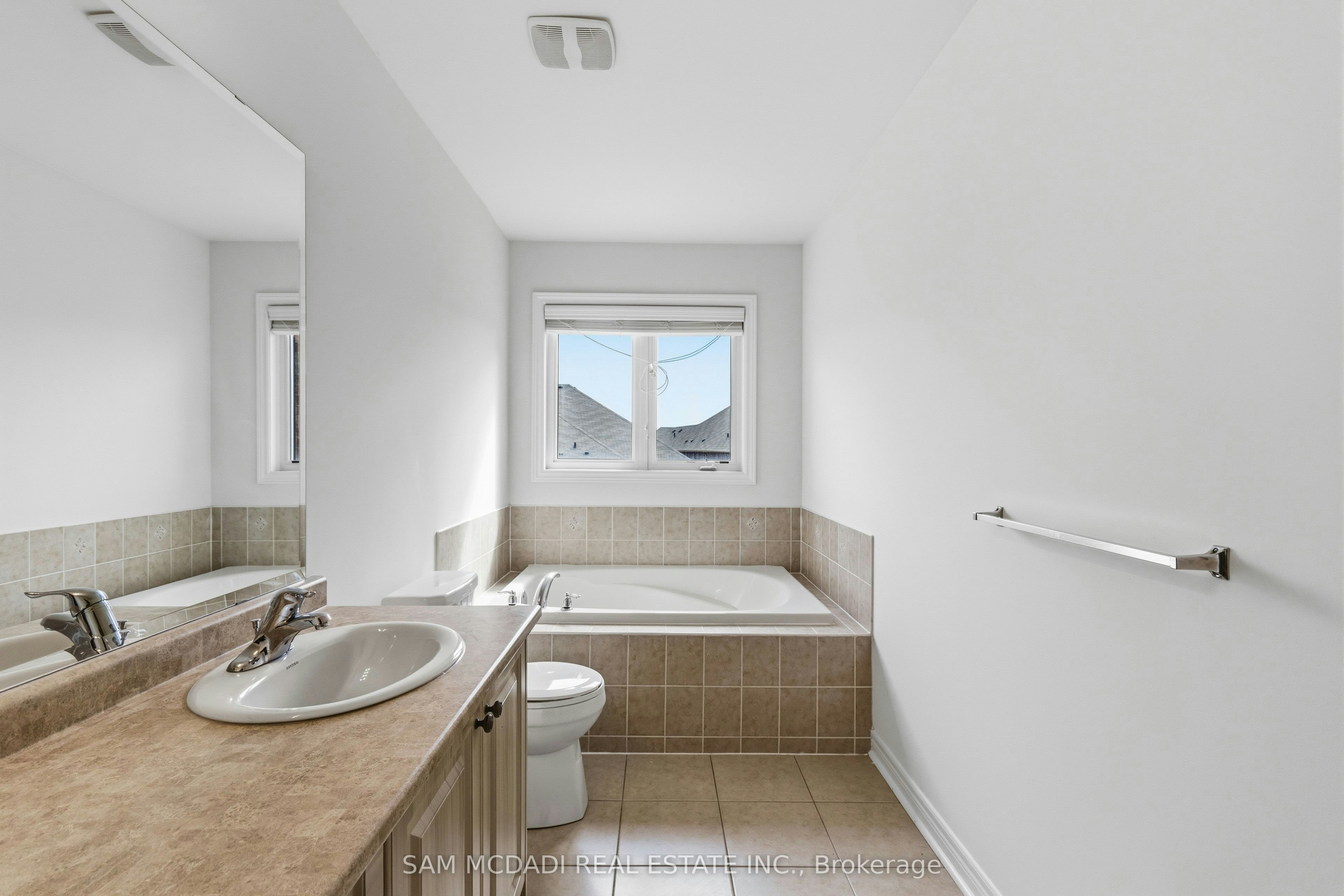 Upper-26 Montpelier Street, Brampton, ON, L6Y 6A6 - 21
