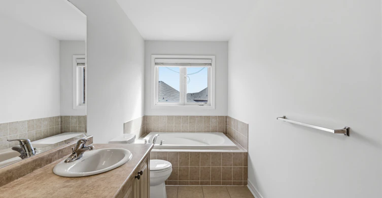 Upper-26 Montpelier Street, Brampton, ON, L6Y 6A6 - 21