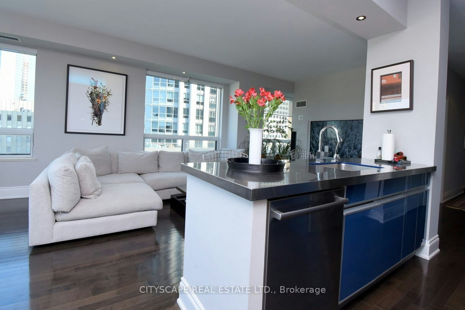 903-102 Bloor Street, Toronto, ON, M5S 1M8 - 16
