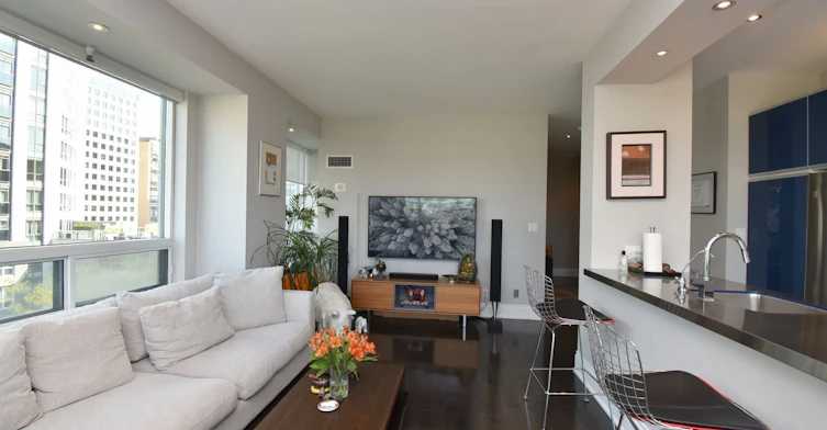 903-102 Bloor Street, Toronto, ON, M5S 1M8 - 7