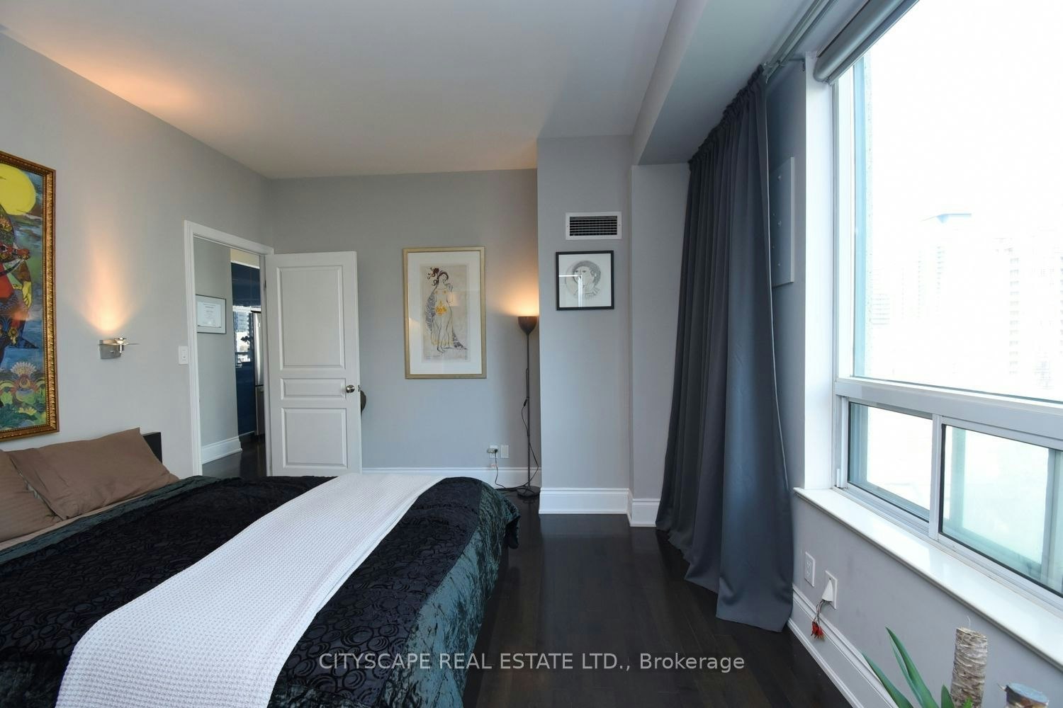 903-102 Bloor Street, Toronto, ON, M5S 1M8 - 21