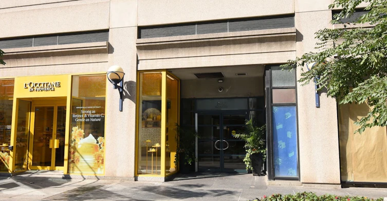 903-102 Bloor Street, Toronto, ON, M5S 1M8