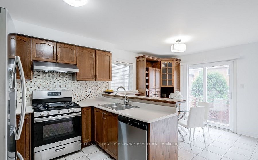 3744 Althorpe Circle, Mississauga, ON, L5N 7G4 - 12