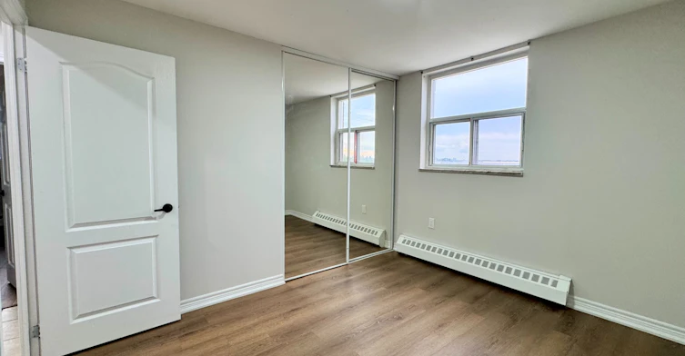 709-3533 Derry Road E, Mississauga, ON, L4T 1B1 - 12
