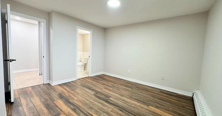 709-3533 Derry Road E, Mississauga, ON, L4T 1B1 - 19