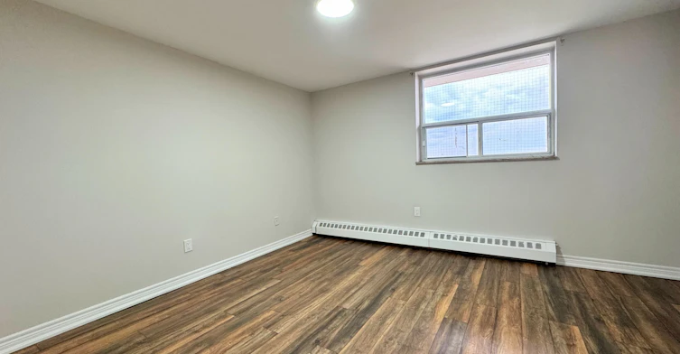 709-3533 Derry Road E, Mississauga, ON, L4T 1B1 - 17
