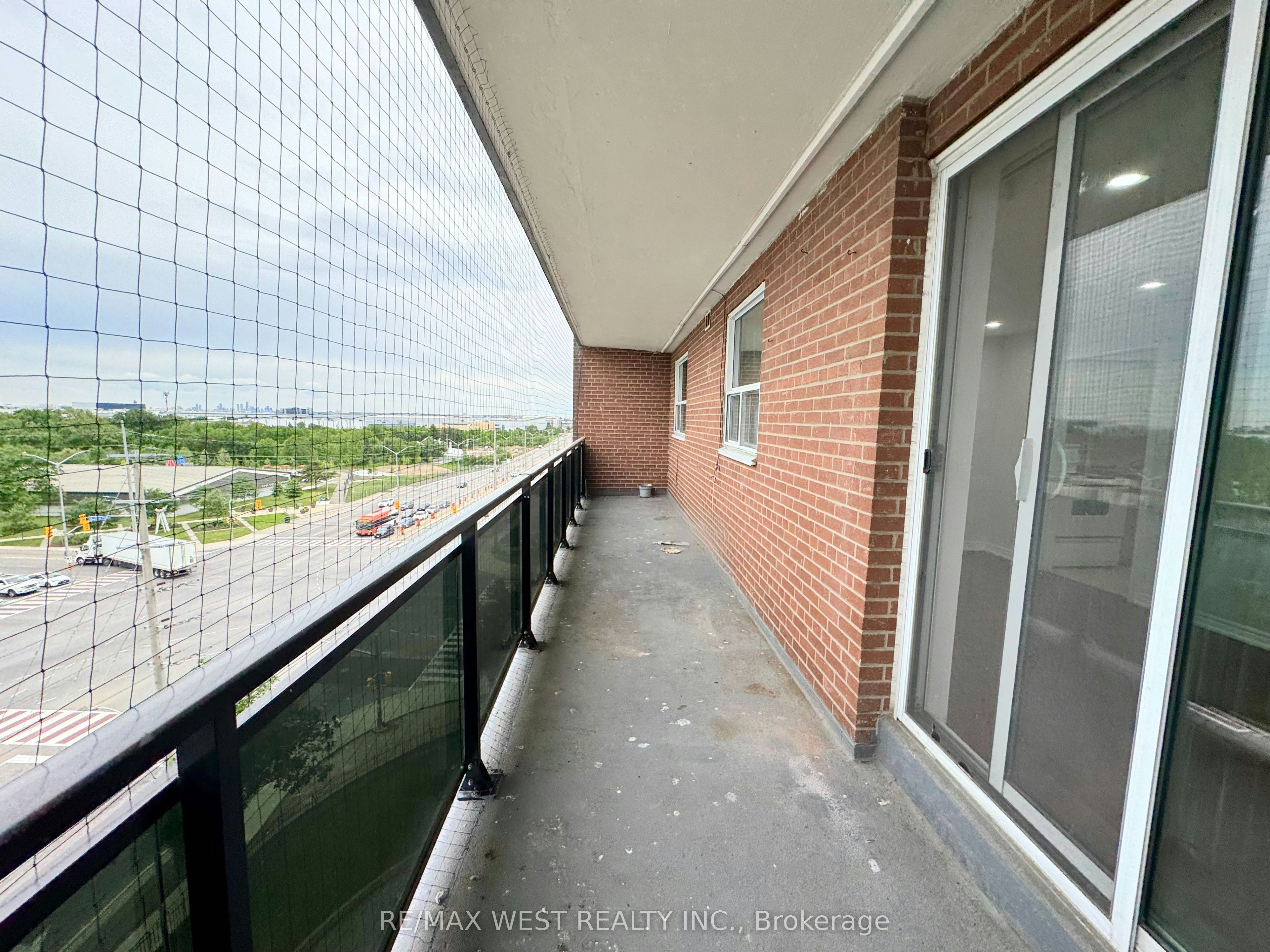709-3533 Derry Road E, Mississauga, ON, L4T 1B1 - 26