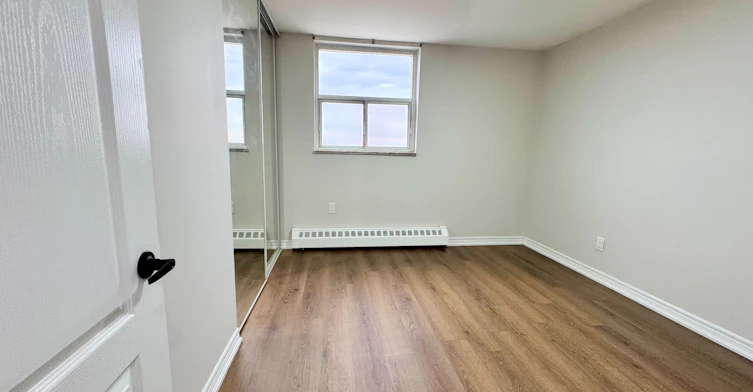 709-3533 Derry Road E, Mississauga, ON, L4T 1B1 - 11