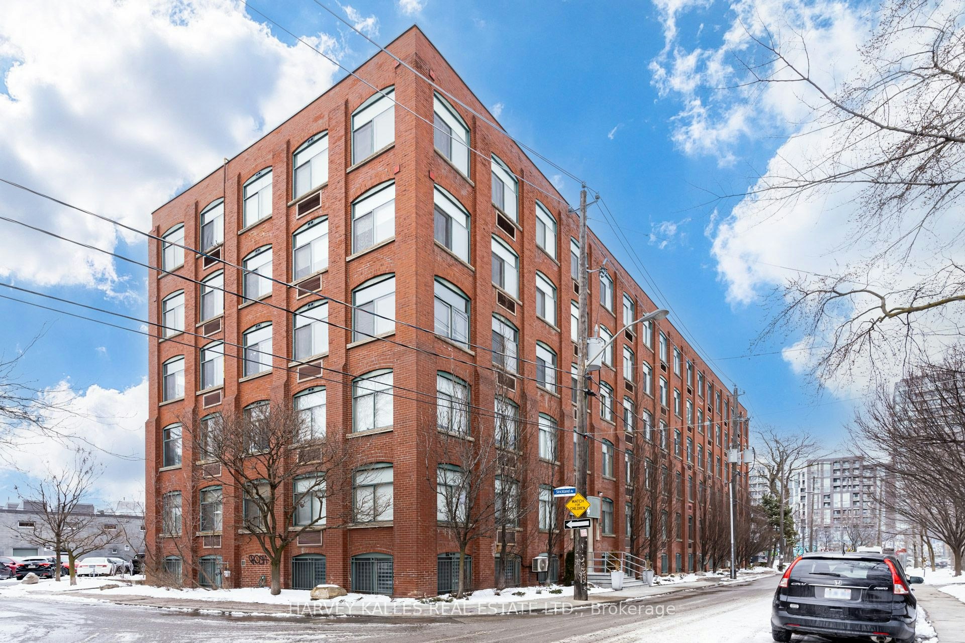 304-24 Noble Street, Toronto, ON, M6K 2C8