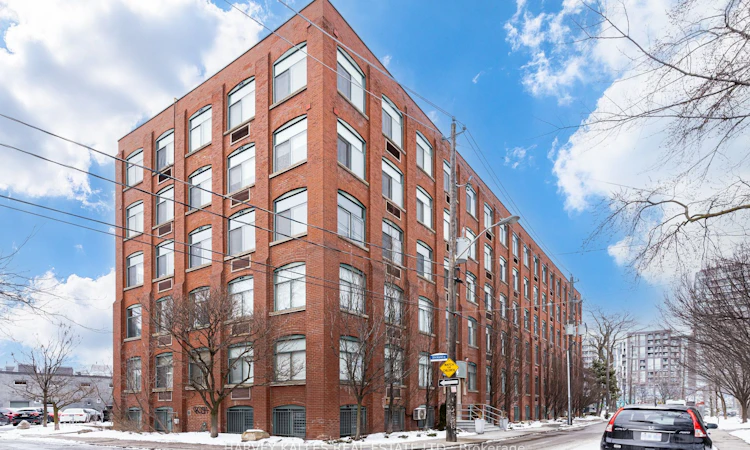 304-24 Noble Street