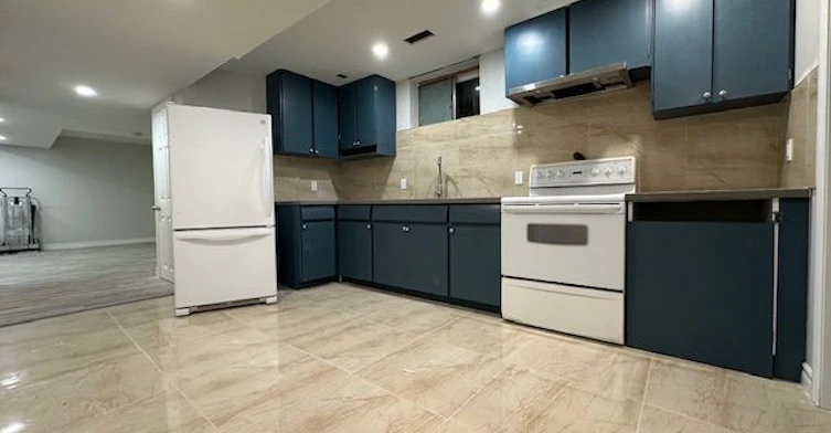 542 Wingrove Crescent, Oakville, ON, L6L 4R6 - 2