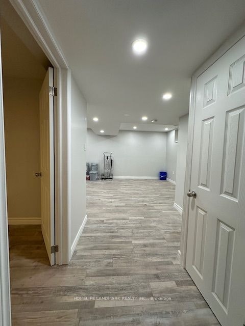 542 Wingrove Crescent, Oakville, ON, L6L 4R6 - 6