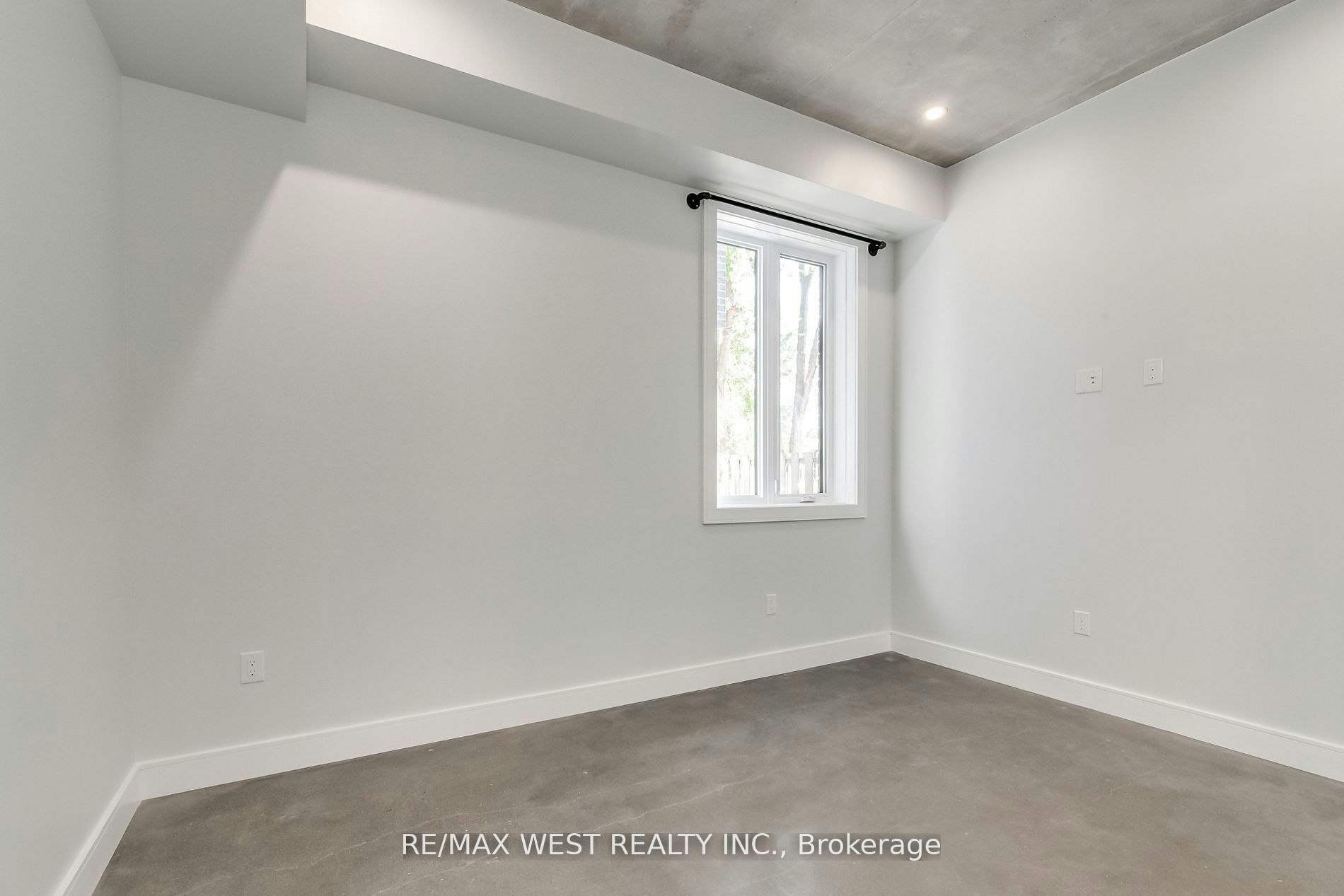 1-1745 Keele Street, Toronto, ON, M6M 3W9 - 17