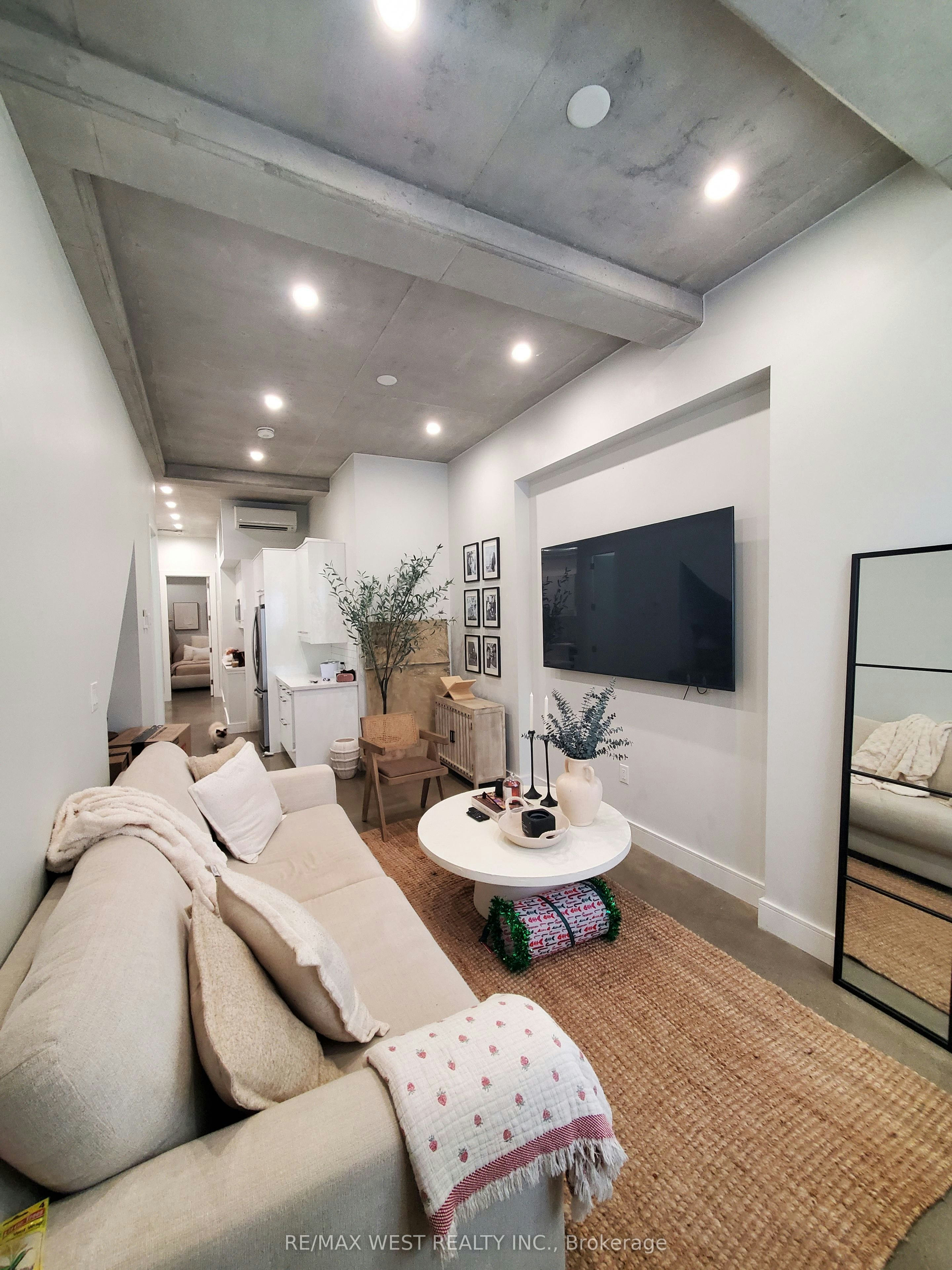 1-1745 Keele Street, Toronto, ON, M6M 3W9 - 13