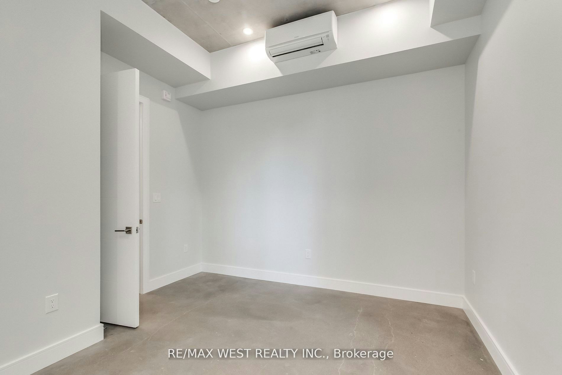 1-1745 Keele Street, Toronto, ON, M6M 3W9 - 18