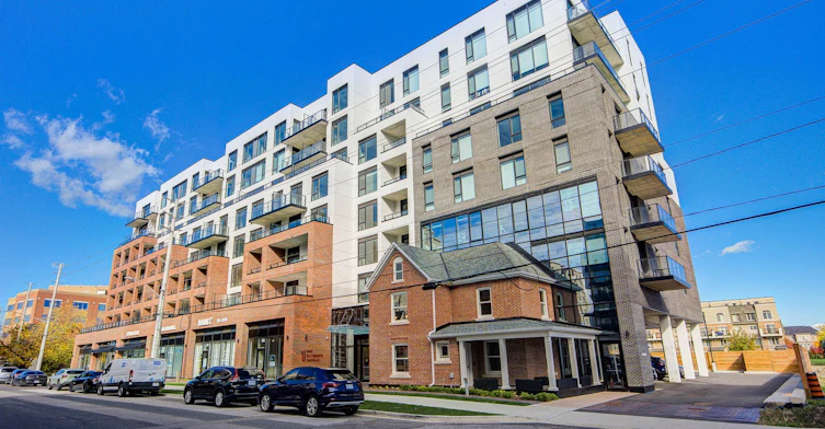406-2475 Old Bronte Road, Oakville, ON, L6M 5S7