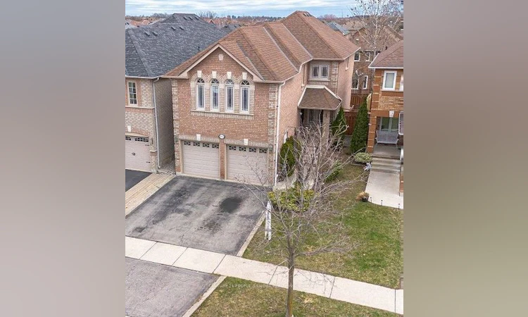 3744 Althorpe Circle
