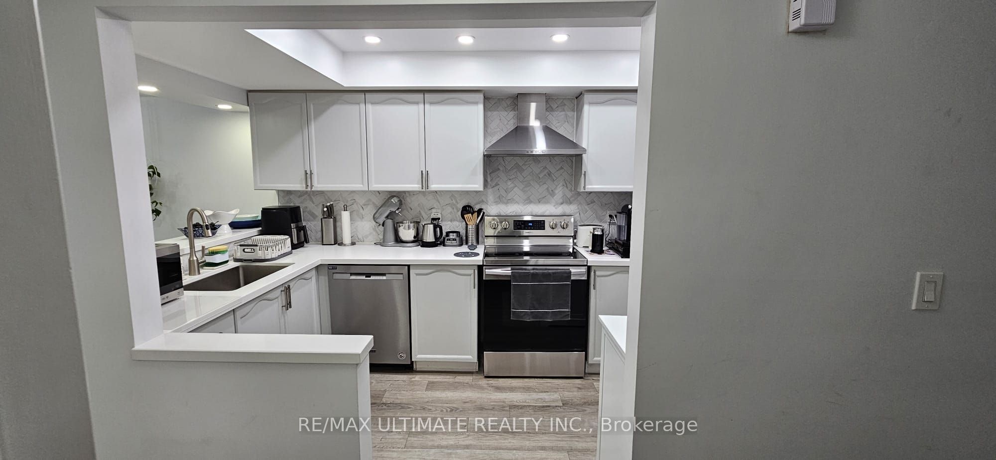 85 Bristol Road E, Mississauga, ON, L4Z 3P3