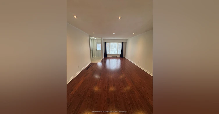 -Upper Level-1025 Blairholm Avenue, Mississauga, ON, L5C 1G5 - 9
