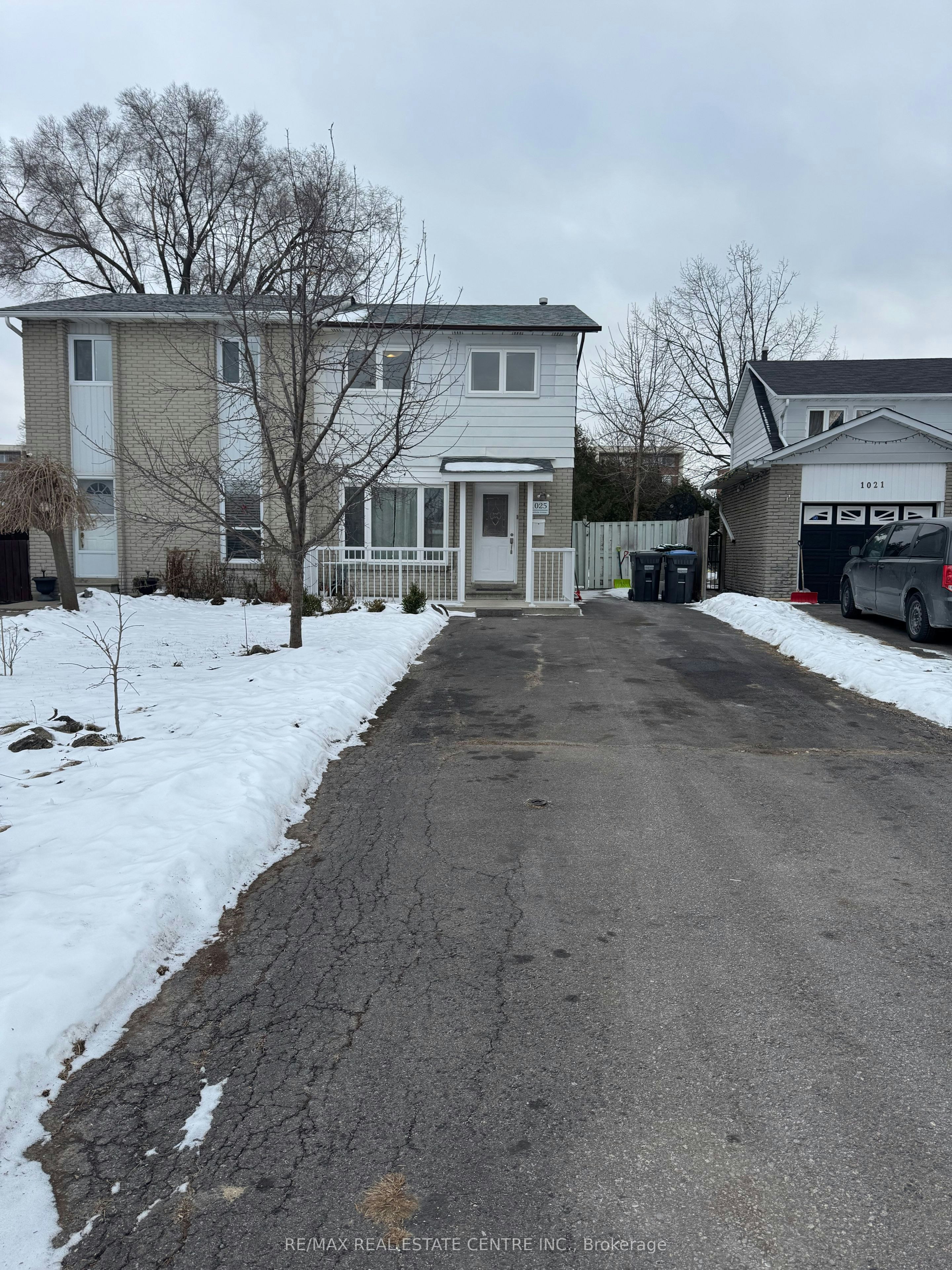 -Upper Level-1025 Blairholm Avenue, Mississauga, ON, L5C 1G5 - 2