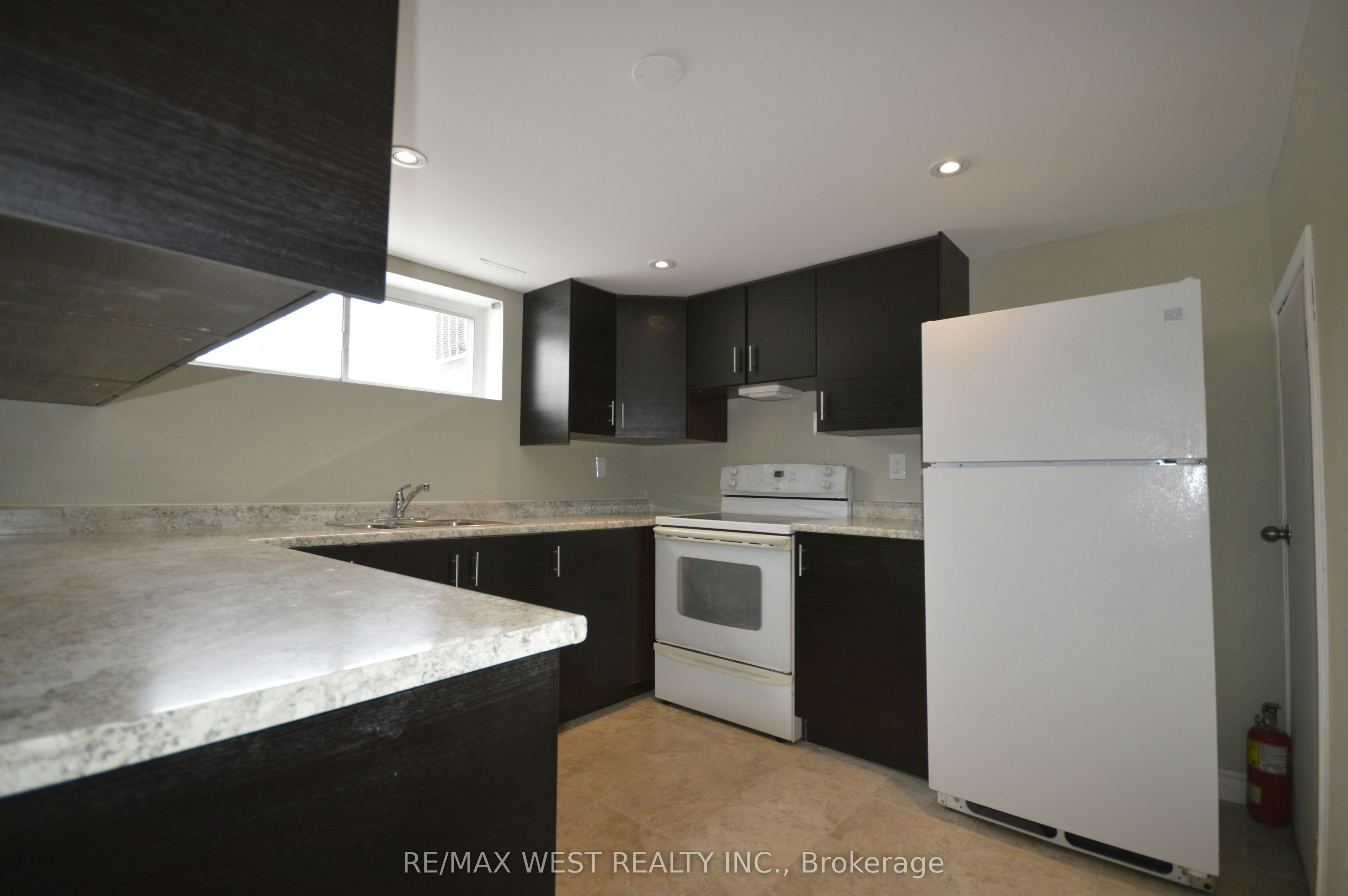 Basement-23 Bairstow Crescent, Toronto, ON, M9W 4R3 - 5