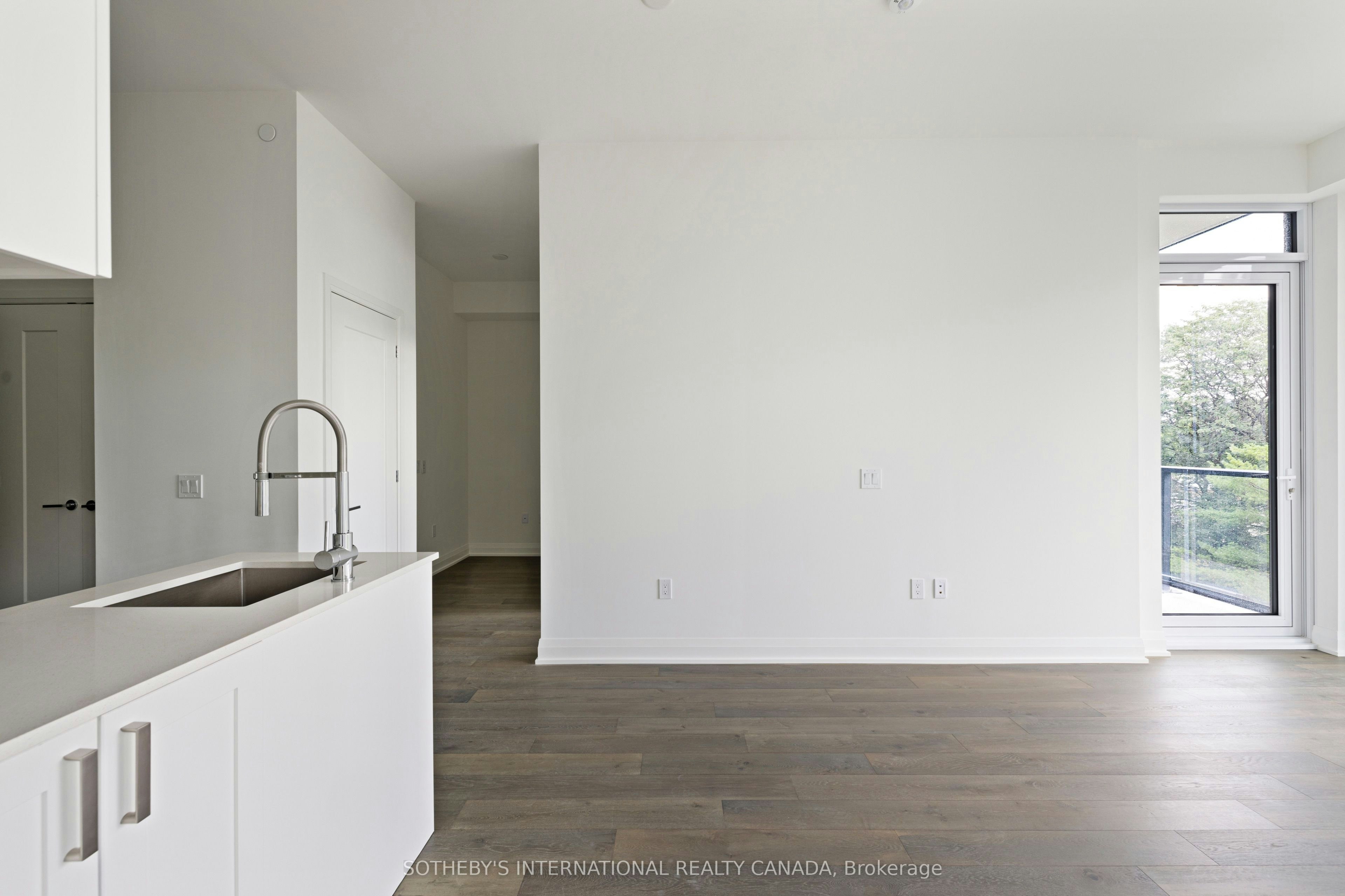 293 The Kingsway Way, Toronto, ON, M9A 0E8 - 8