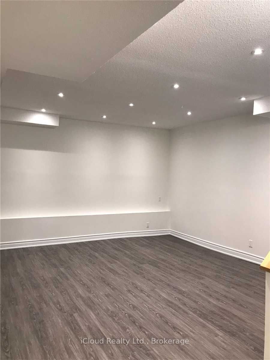 1449 Ithaca Court, Mississauga, ON, L5J 4L1 - 10