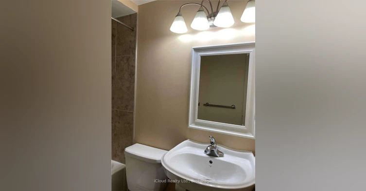 1449 Ithaca Court, Mississauga, ON, L5J 4L1 - 9