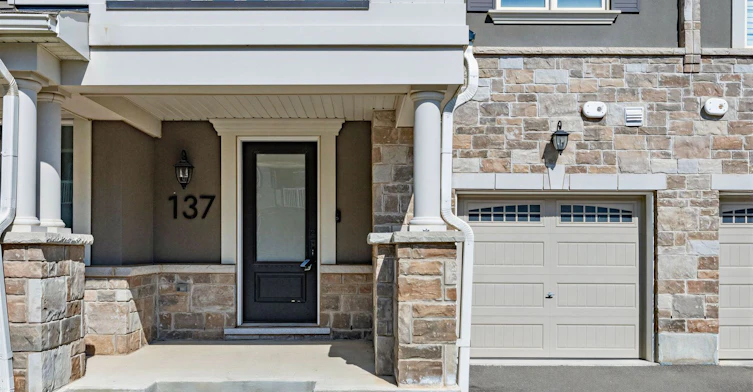 137 Christopher Road, Oakville, ON, L6H 0X9 - 4