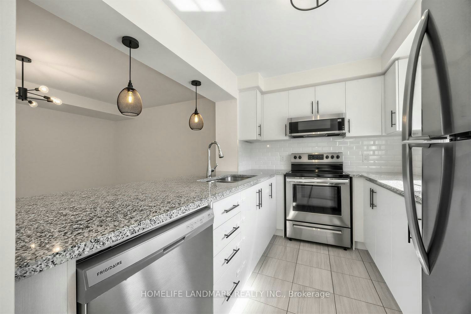 137 Christopher Road, Oakville, ON, L6H 0X9 - 14