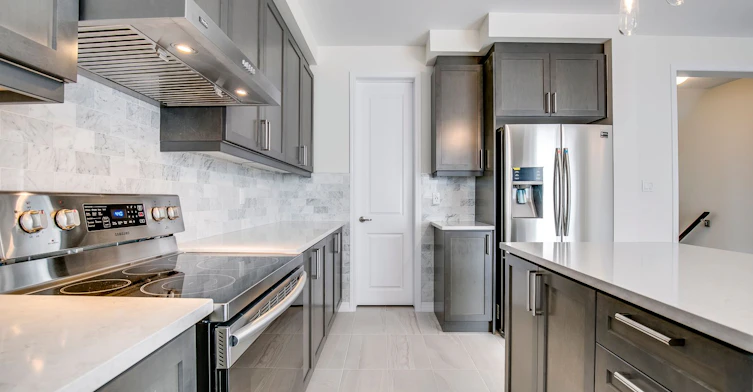 3329 Vardon Way, Oakville, ON, L6M 1R6 - 9