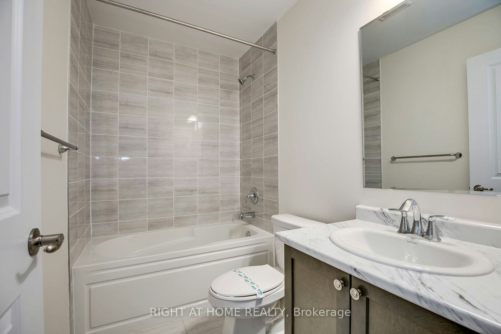 3329 Vardon Way, Oakville, ON, L6M 1R6 - 25