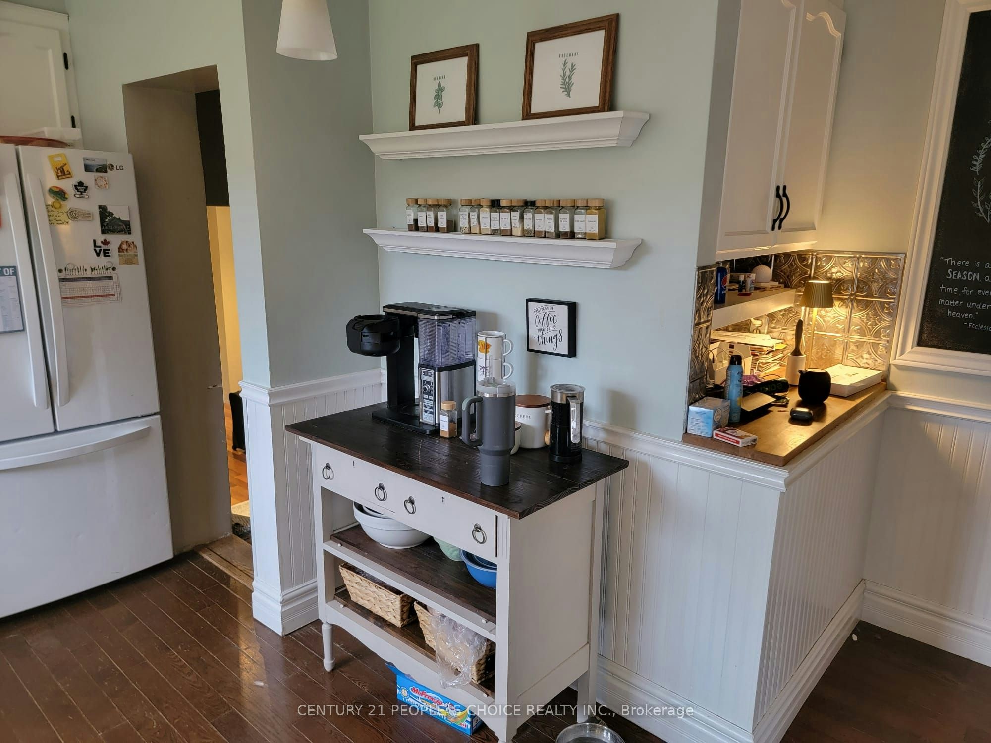 2566 2 Side Road, Burlington, ON, L7M 0T1 - 10