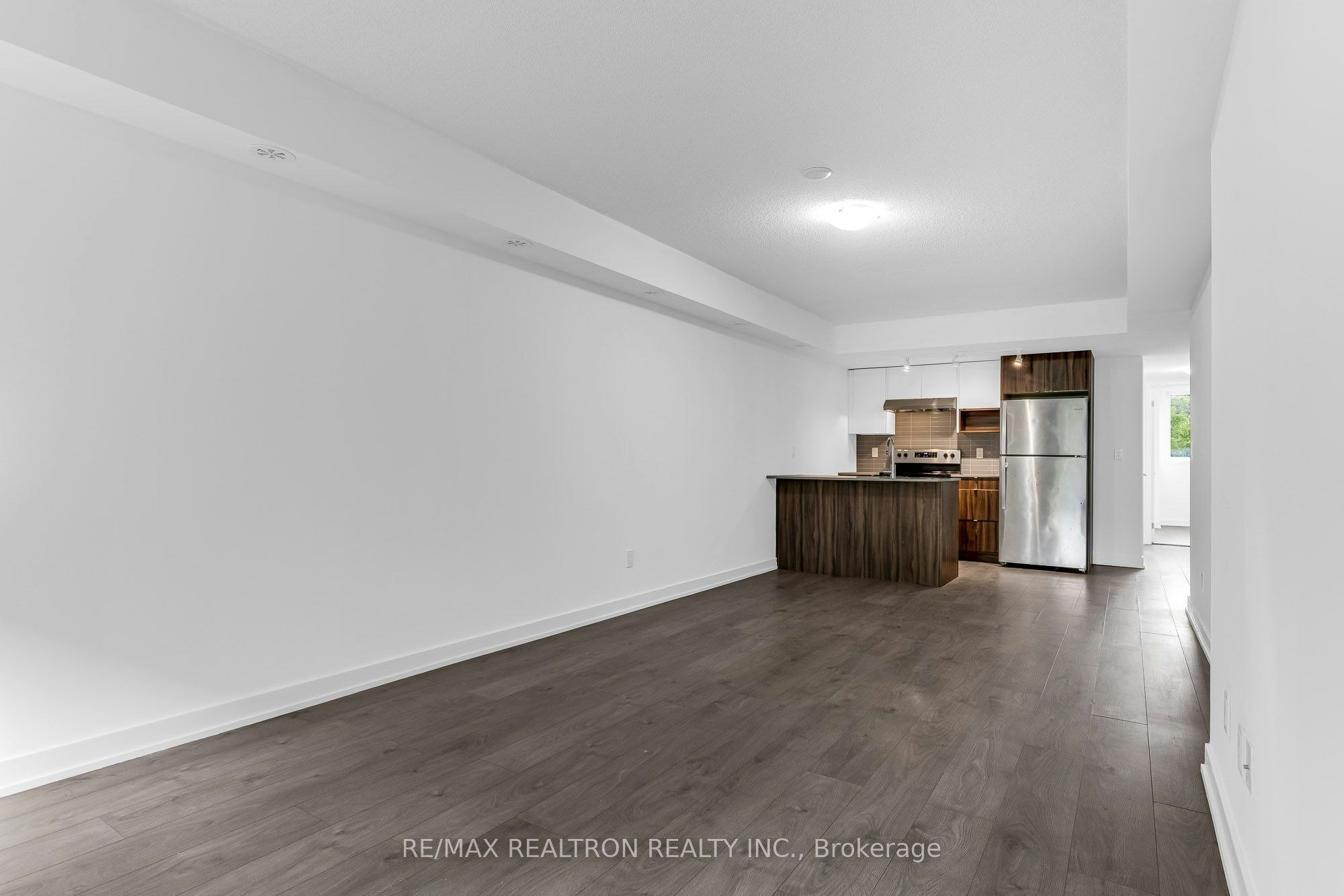 114-1135 Cooke Boulevard, Burlington, ON, L7T 0C3 - 2