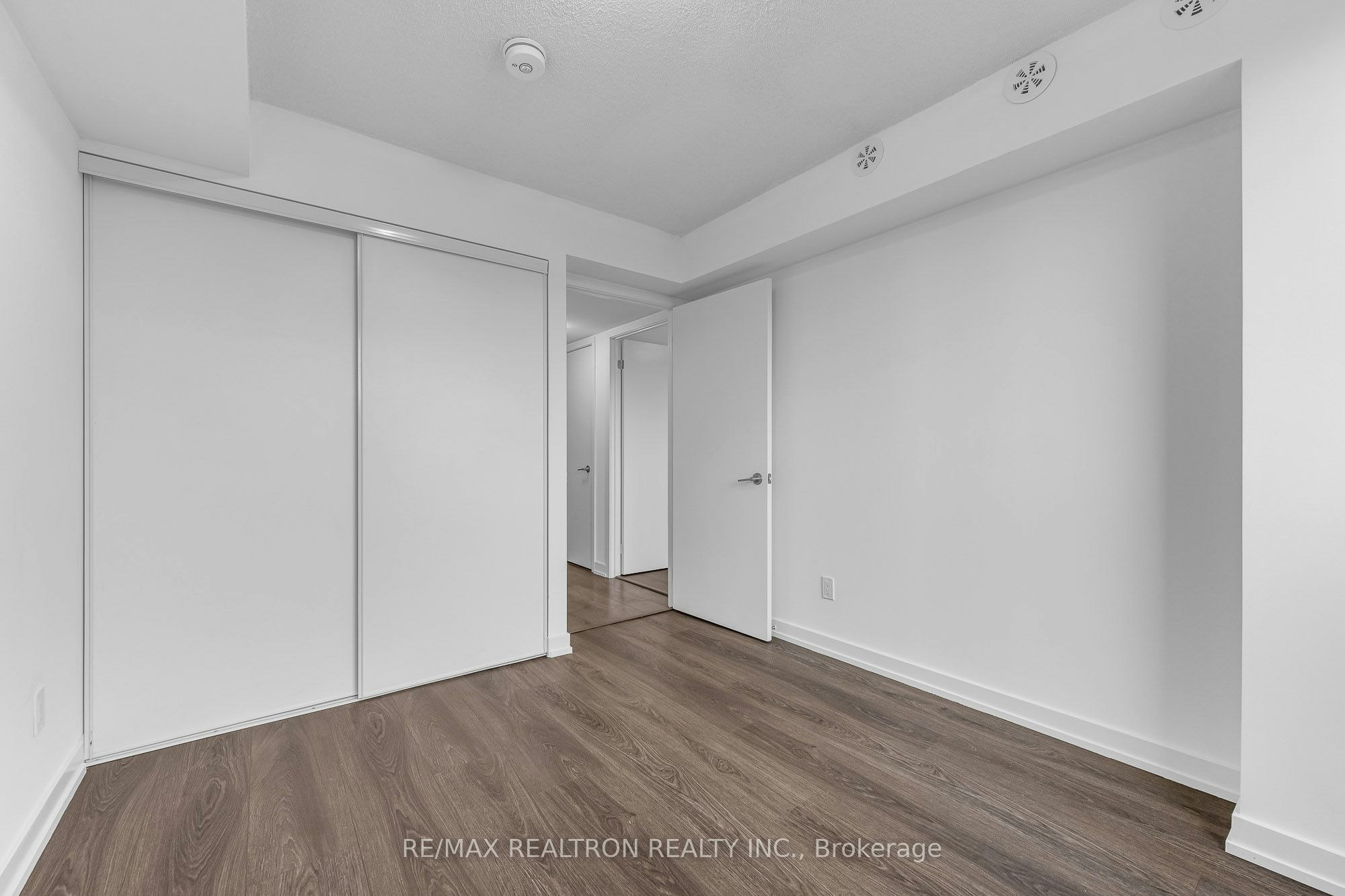114-1135 Cooke Boulevard, Burlington, ON, L7T 0C3 - 12