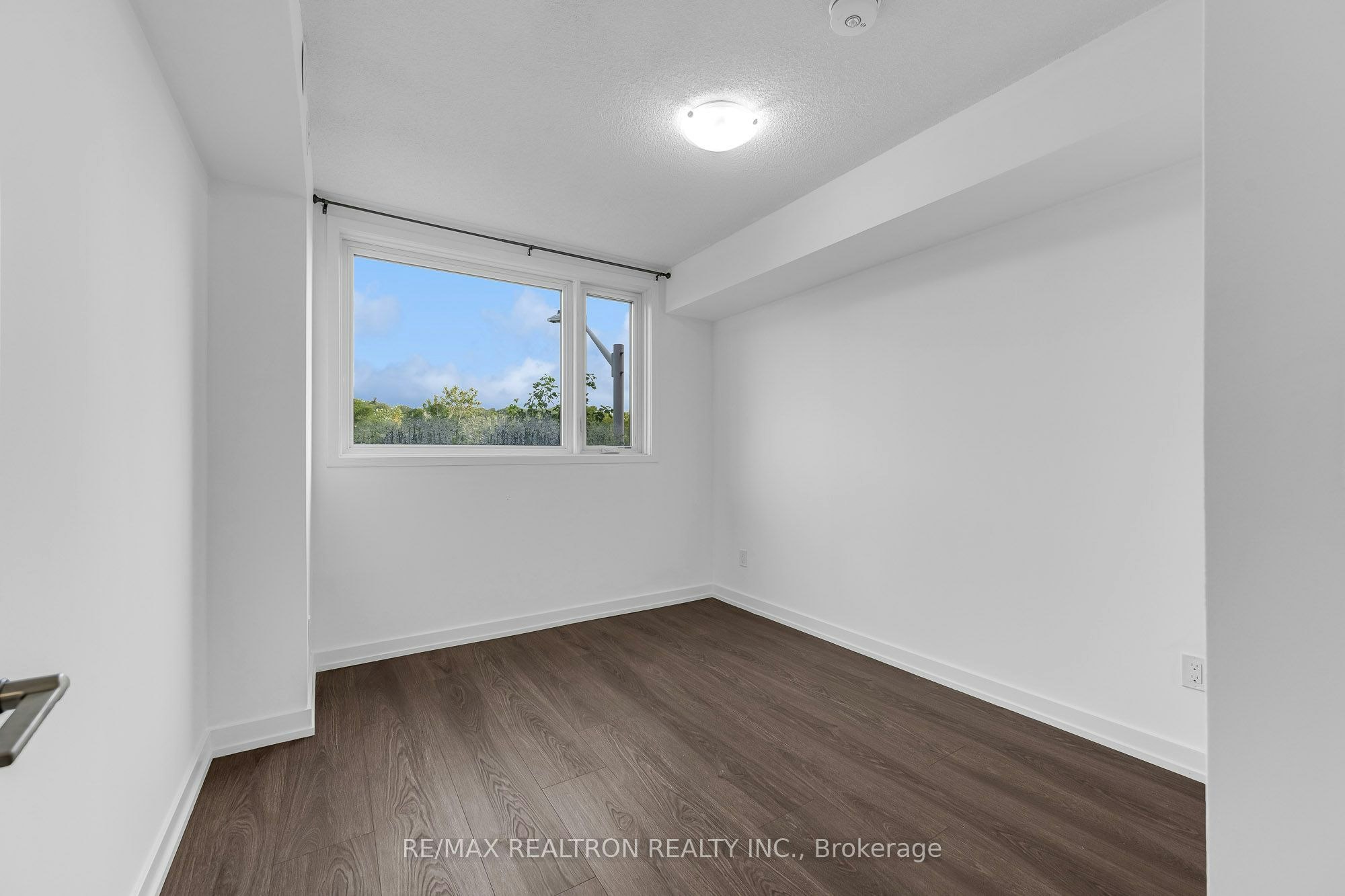 114-1135 Cooke Boulevard, Burlington, ON, L7T 0C3 - 13