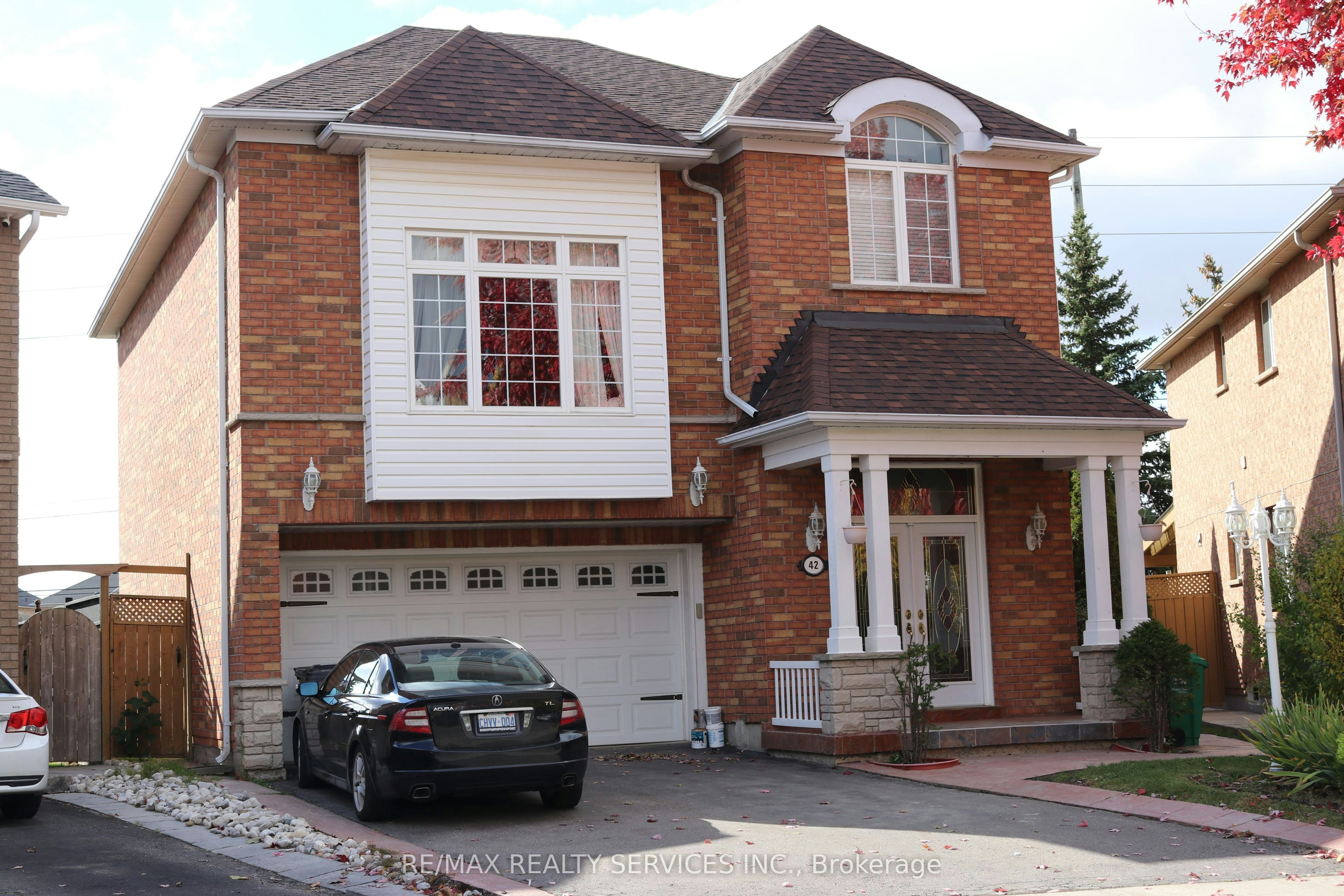 42 Brambirch Crescent, Brampton, ON, L7A 1V1