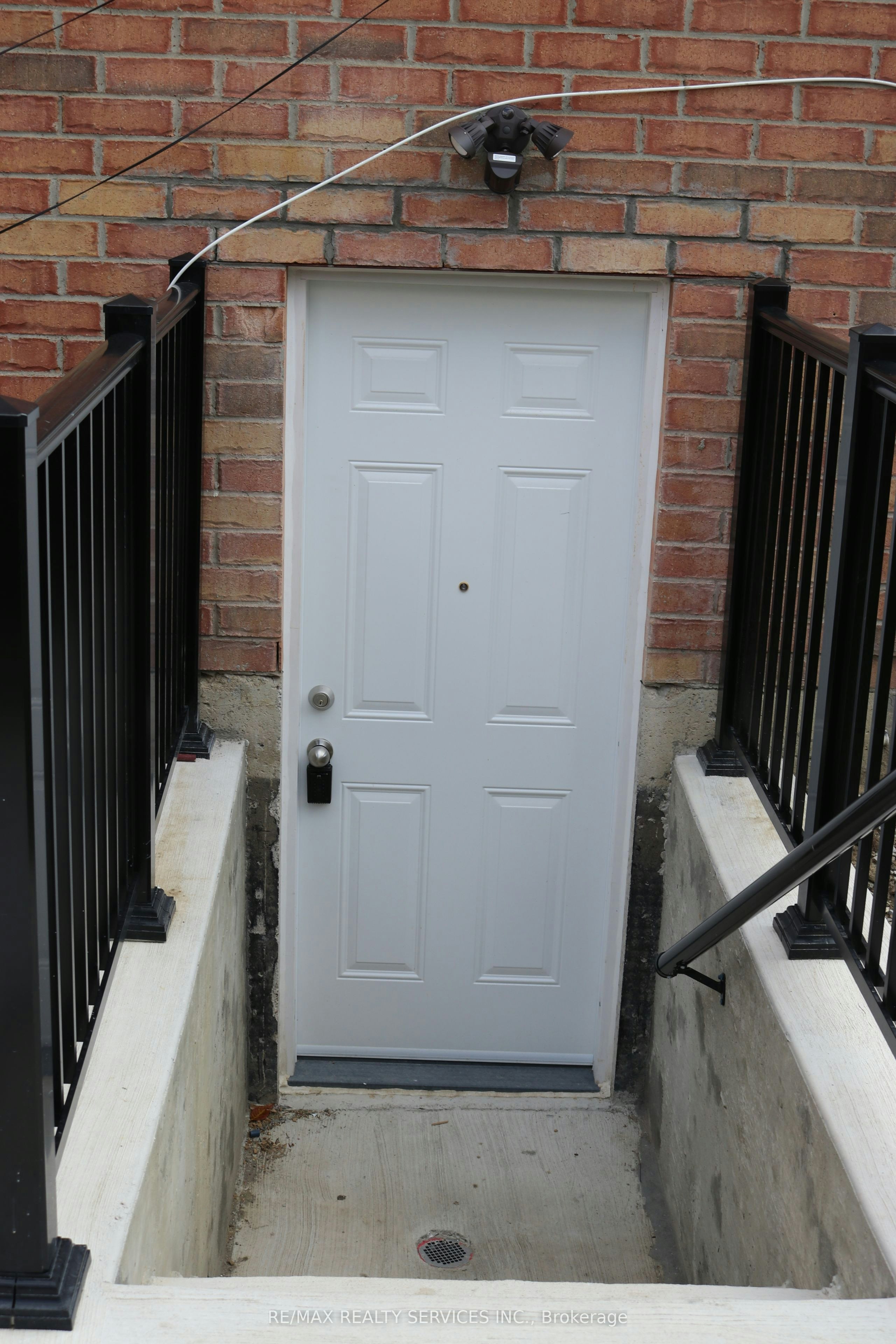 42 Brambirch Crescent, Brampton, ON, L7A 1V1 - 6